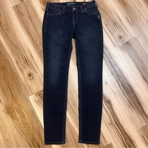 Silver Jeans Co Women’s Suki Mid Rise (Low) Super Skinny W29/L33 Dark Wash 29x33